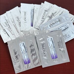 20 pieces Lancôme  Rénergie H.C.F. Triple Serum samples 1ml